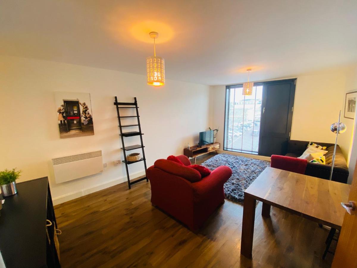 Stewart St James Walk Apartment كيلتنهام المظهر الخارجي الصورة